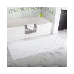 Hastings Home 100 Percent Cotton Trellis Bathroom Mat - 24x60 Inches - White