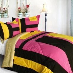 Scene Savannah - Quilted Patchwork Down Alternative Comforter Set Twin Size - Pink