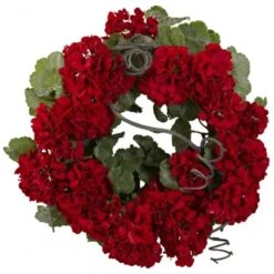 17 In. Geranium Wreath